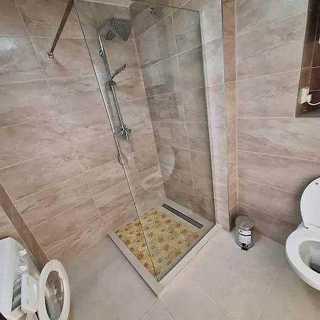 Large 2bedrooms Flat In Old Town Bratislava